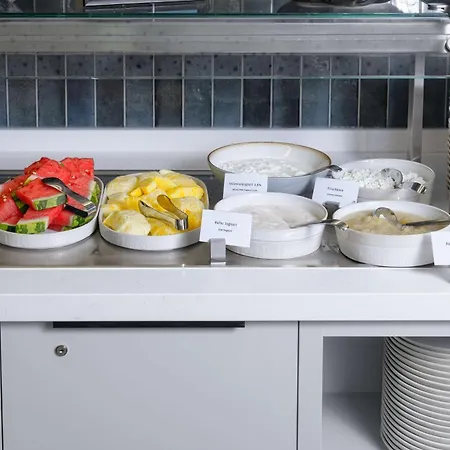 מלון Radisson 4*