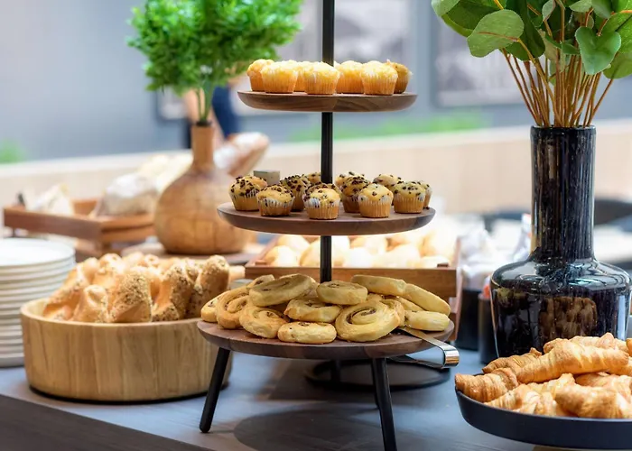 Radisson فندق 4*